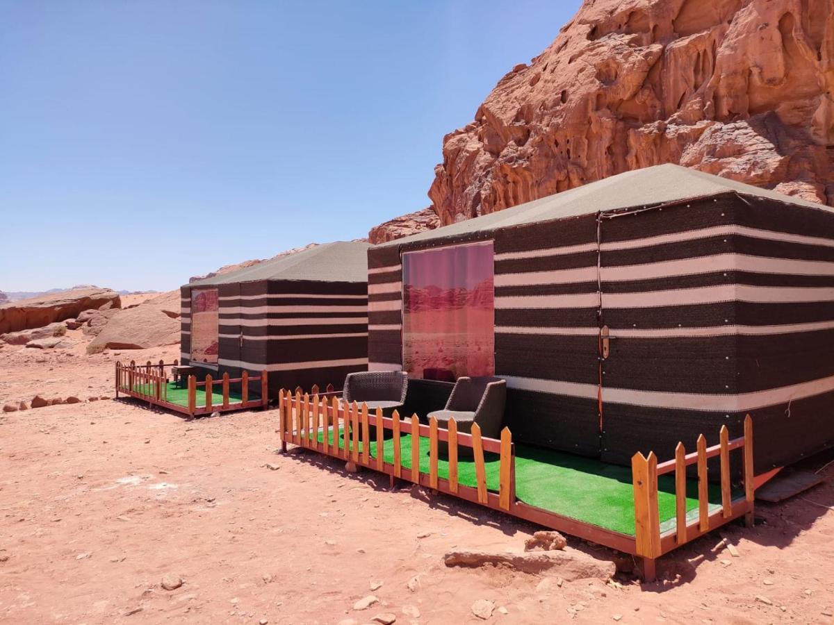 Wadi Rum Moon Light Camp ภายนอก รูปภาพ