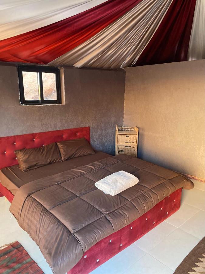 Wadi Rum Moon Light Camp ภายนอก รูปภาพ